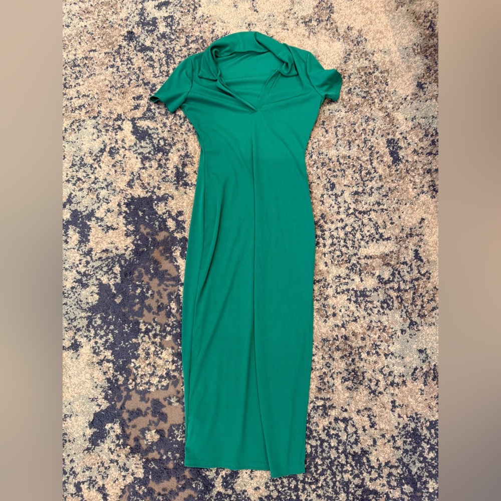 Elegant Green Women's Dress